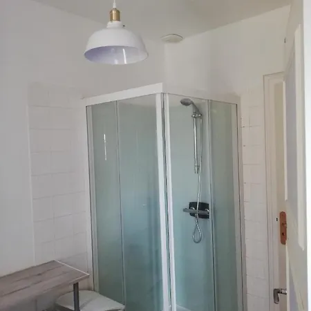 Avec 2 Chambres, Proche De La Gare De Brieuc Apartment *